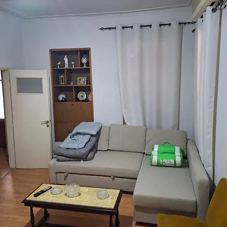 Euanthias Giogiou , Guest house