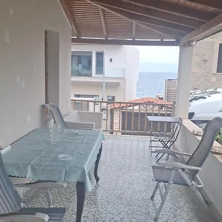 Guest house Euanthias Giogiou , *